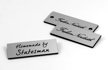 Skilt til hjemmelagde m�bler Skilt til hjemmelagde m�bler