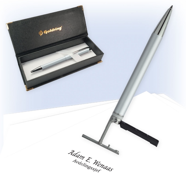 Eksklusiv penn med integrert stempel, leveres i gaveeske